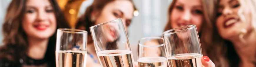 Lánybúcsú – ajándék és játék ötletek