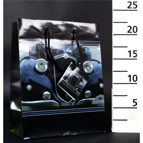 Dísztasak olds autó 23 x 18 cm