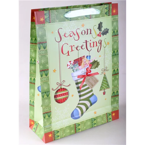 Dísztasak karácsonyi zokni mintával, Seasons Greetings felirattal - 23 cm x 18 cm