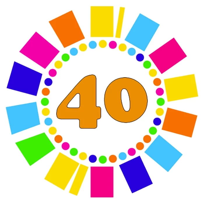 Színes kitűző 40 éveseknek