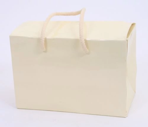 Ivory zsinórfüles doboztáska 21 x 11 x 14 mm